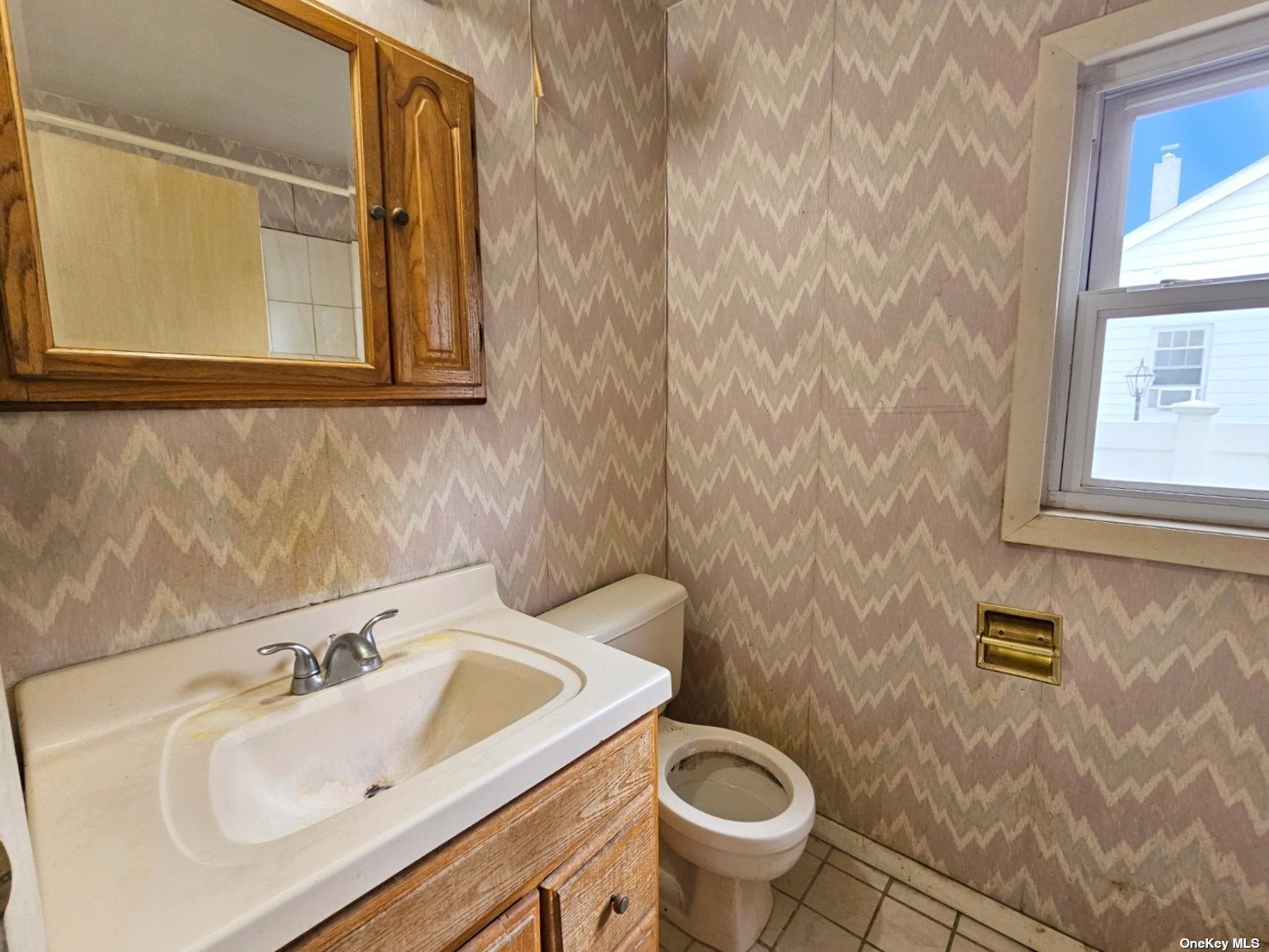 Photo 10 of 35 of 1494 Rosser Avenue house