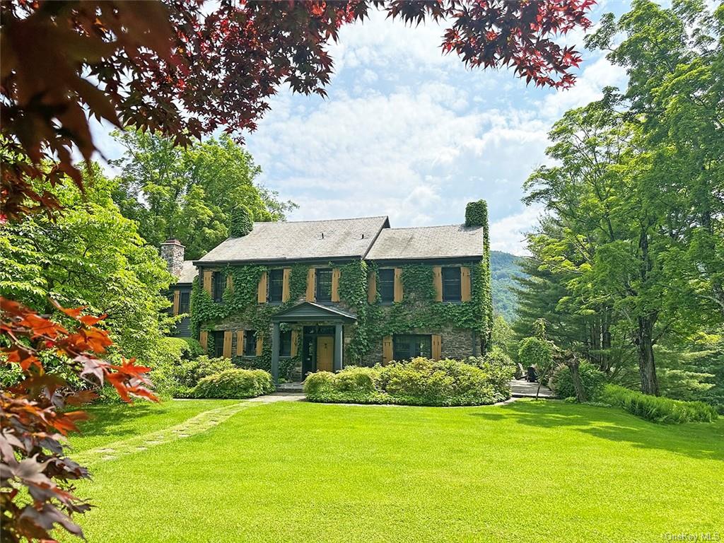Property for Sale at 1073 Wittenberg Road, Woodstock, New York - Bedrooms: 5 
Bathrooms: 4 
Rooms: 12  - $3,995,000