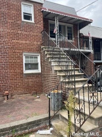 Property for Sale at 5214 69th Street, Maspeth, Queens, NY - Bedrooms: 4 
Bathrooms: 2 
Rooms: 9  - $759,000