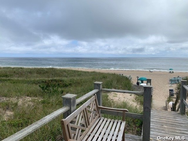 Property for Sale at 2004 Montauk Highway 1817, Amagansett, Hamptons, NY - Bedrooms: 1 
Bathrooms: 1  - $499,999