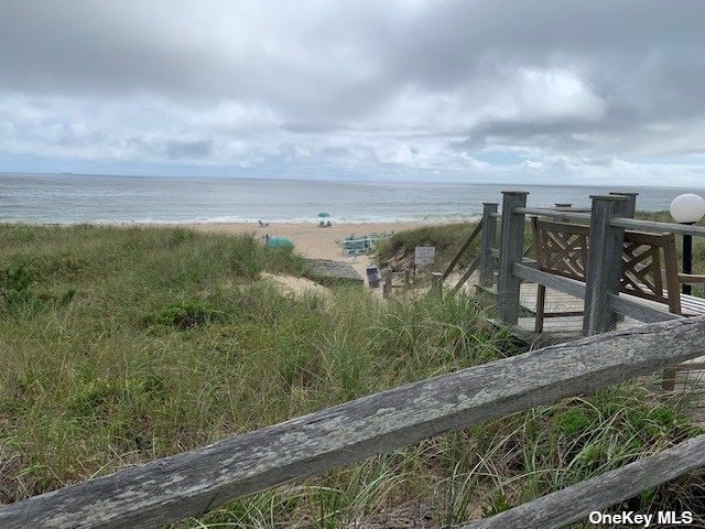 Property for Sale at 2004 Montauk Highway 1817, Amagansett, Hamptons, NY - Bedrooms: 1 
Bathrooms: 1  - $499,999