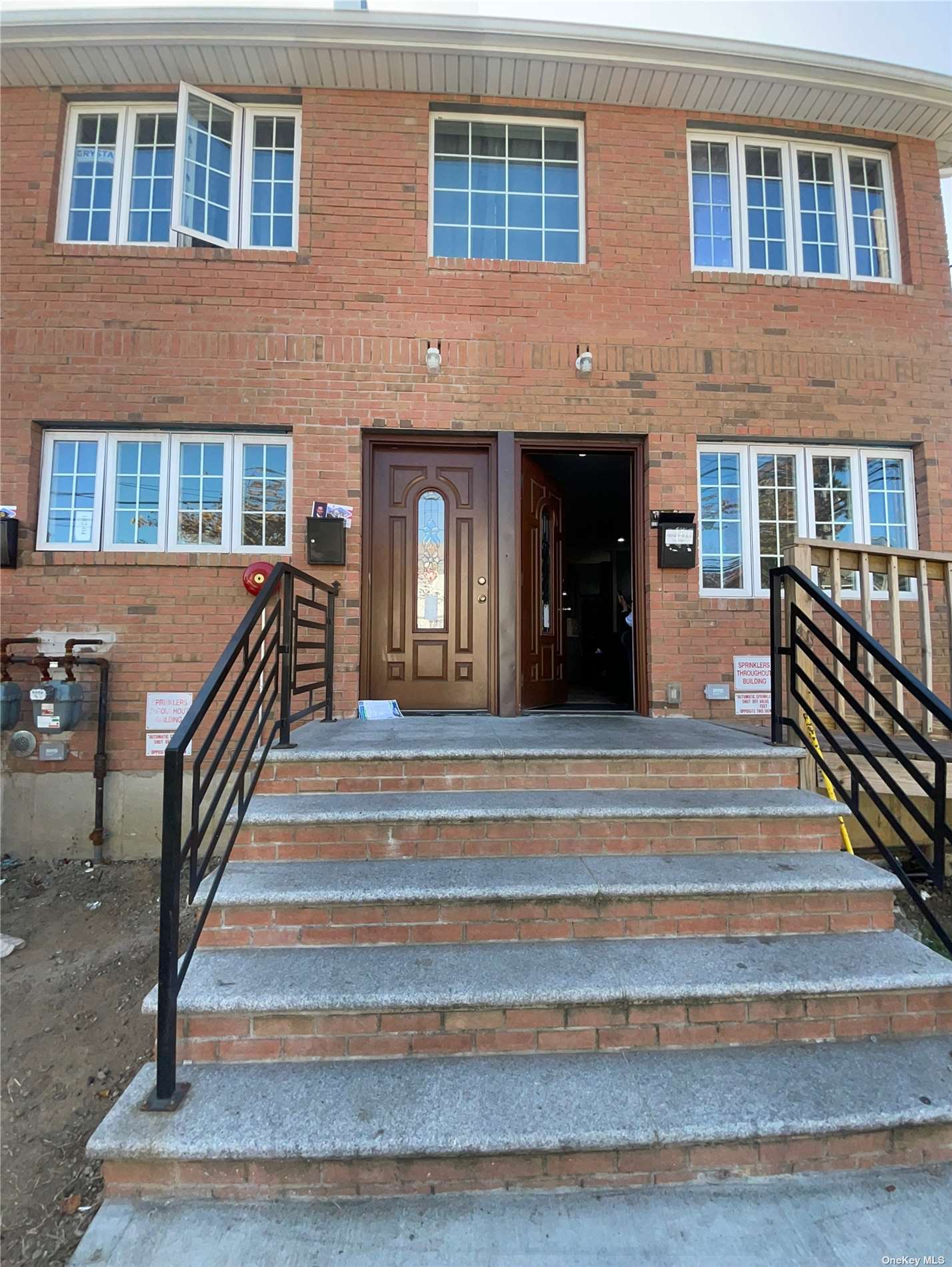 Property for Sale at 91st Avenue, Hollis, Queens, NY - Bedrooms: 6 
Bathrooms: 5 
Rooms: 12  - $1,299,999