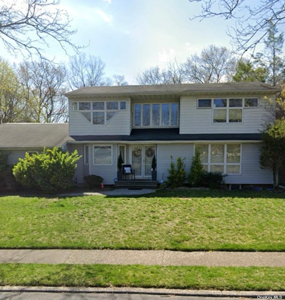 33 Kinsella Street, Dix Hills, New York image 2