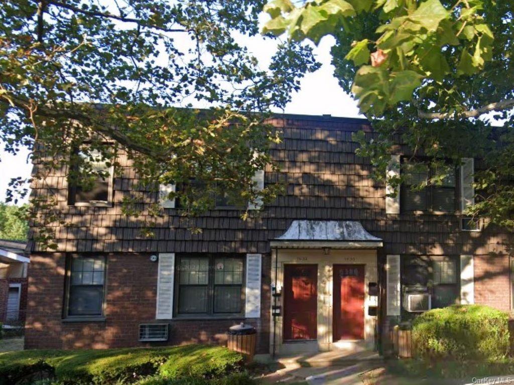 7032 136th Street B, Kew Garden Hills, Queens, NY - 1 Bedrooms  
1 Bathrooms  
4 Rooms - 