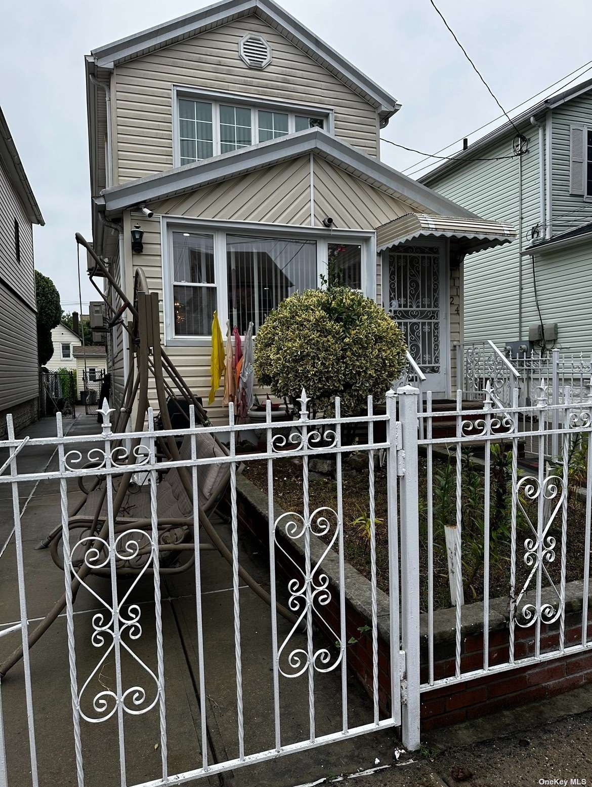 Property for Sale at 11124 121st Street, South Ozone Park, Queens, NY - Bedrooms: 3 
Bathrooms: 2.5 
Rooms: 7  - $719,000