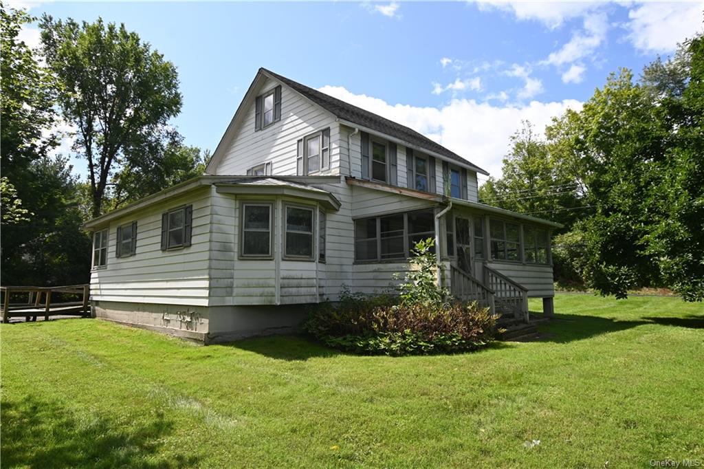 586 Riley Road, New Windsor, New York image 1