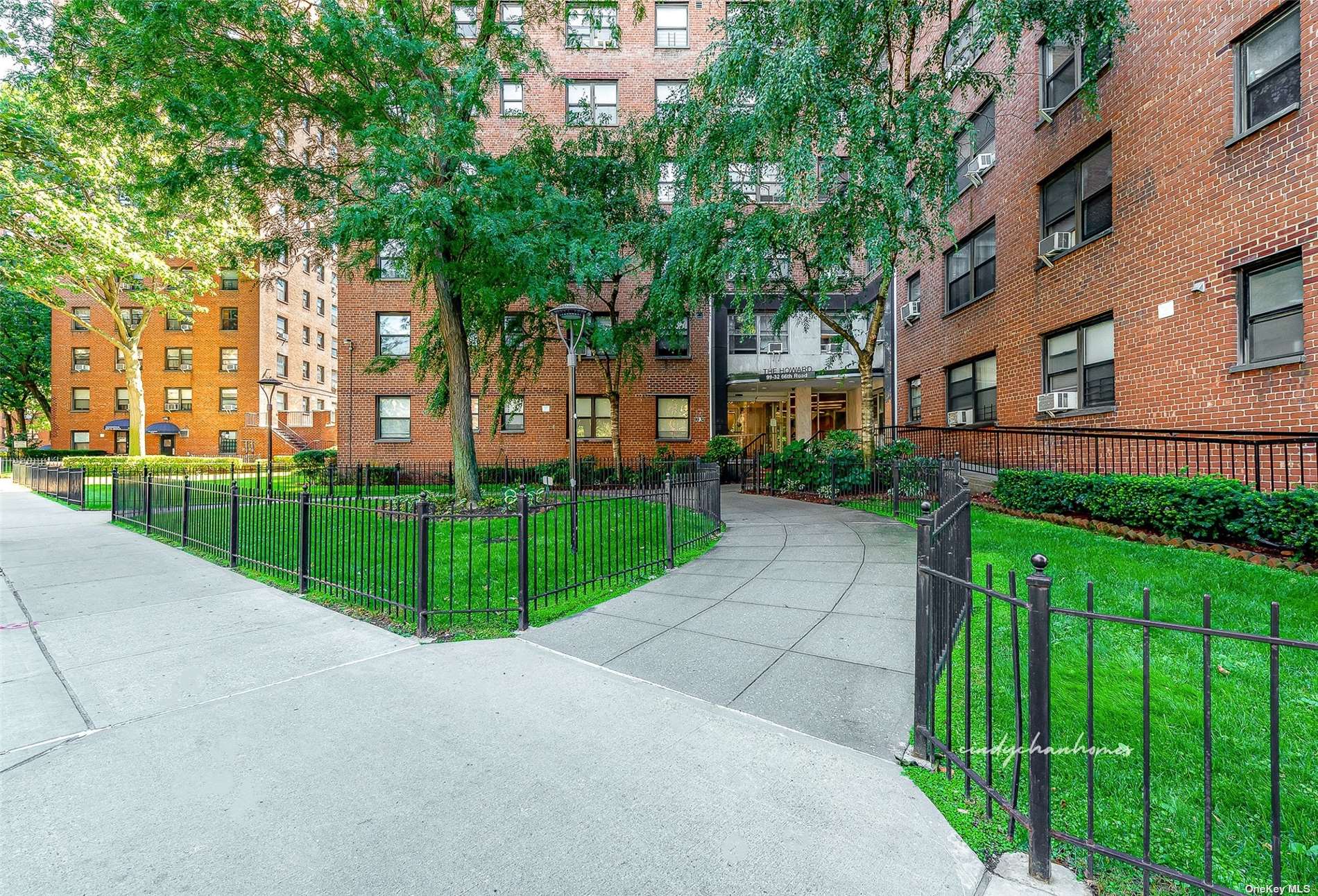 99-32 66th Road #5Z, Rego Park, New York image 2