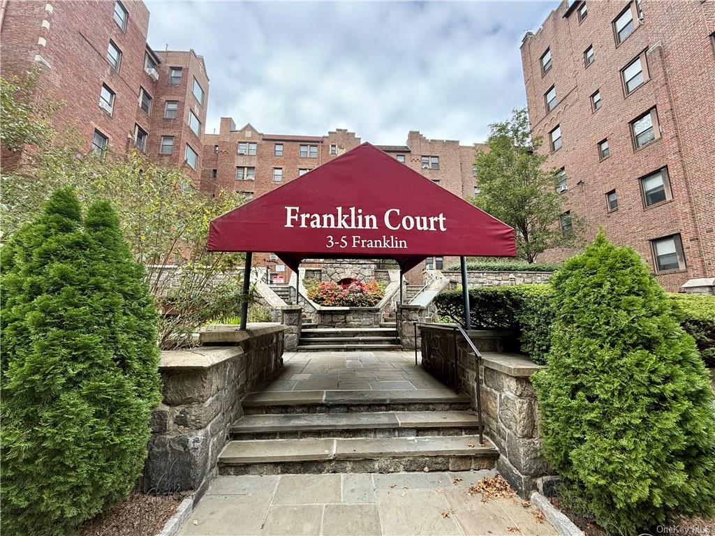 3 Franklin Avenue #1N, White Plains, New York image 1