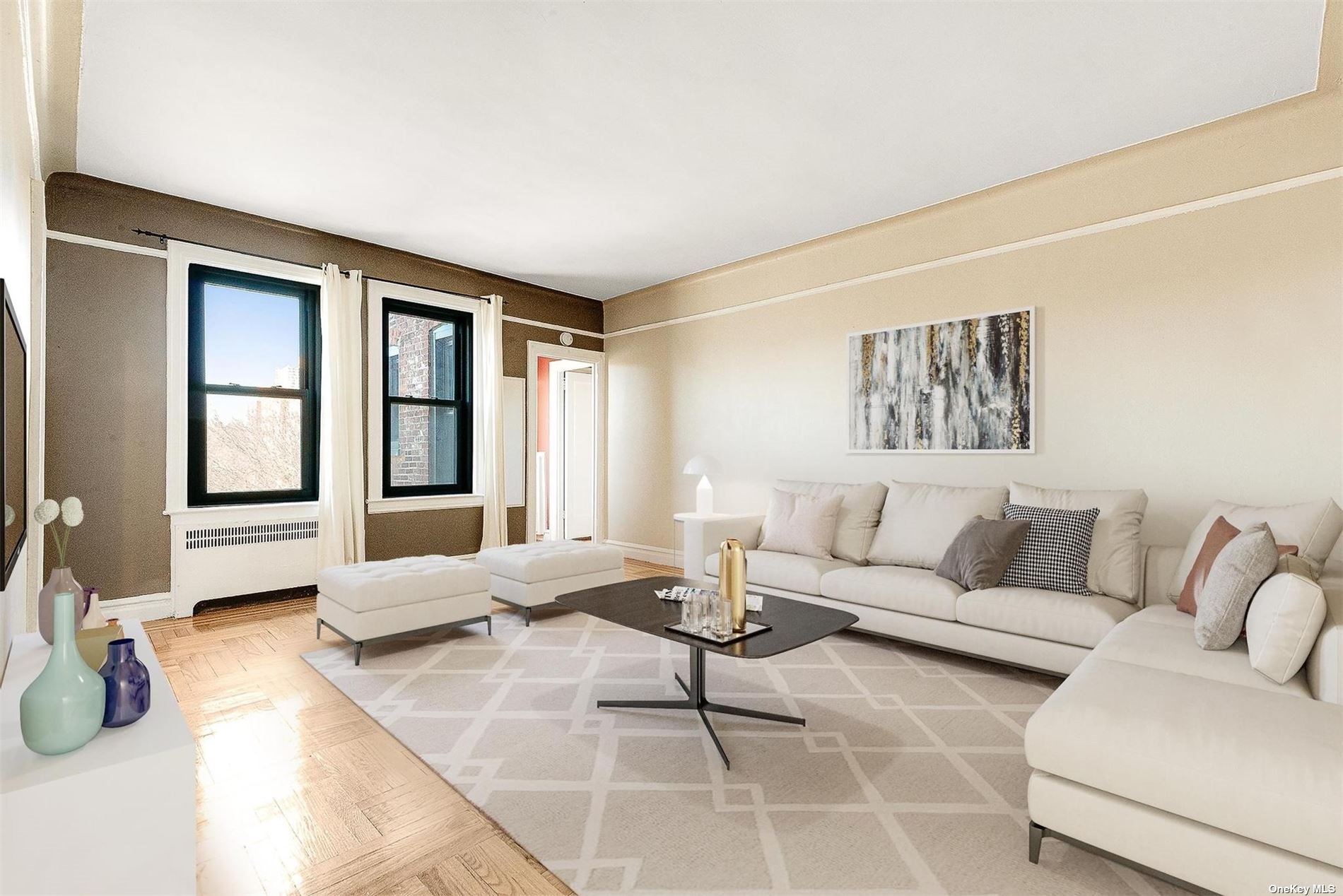 Property for Sale at Austin Street 2M, Forest Hills, Queens, NY - Bedrooms: 1 
Bathrooms: 1 
Rooms: 4  - $275,000