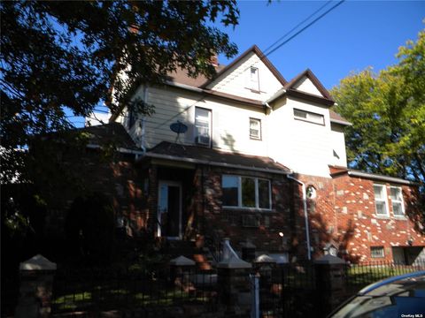 42-80 149th Street Flushing NY 11355