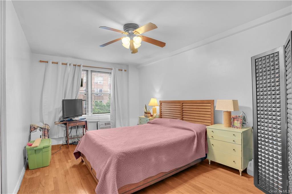 665 Thwaites Place #4K, Bronx, New York image 5