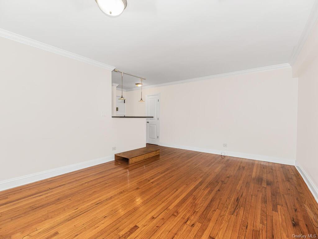 295 Bennett Avenue #8G, New York (Manhattan), New York image 3