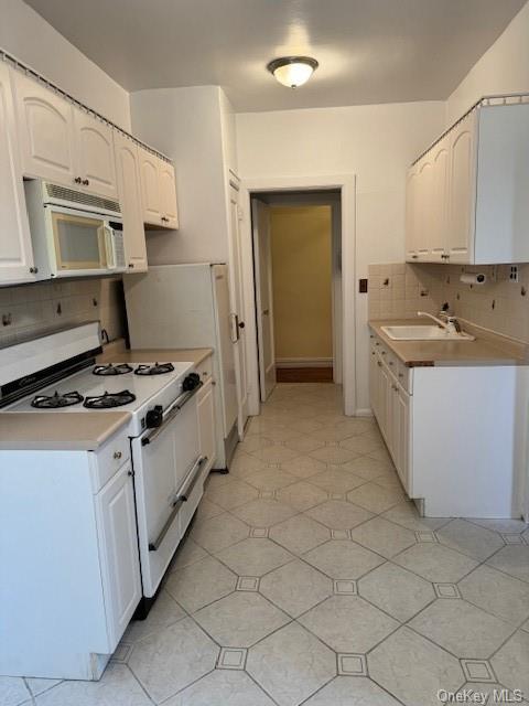 Property for Sale at 2925 Matthews Avenue 5F, Bronx, New York - Bedrooms: 1 
Bathrooms: 1 
Rooms: 2  - $140,000
