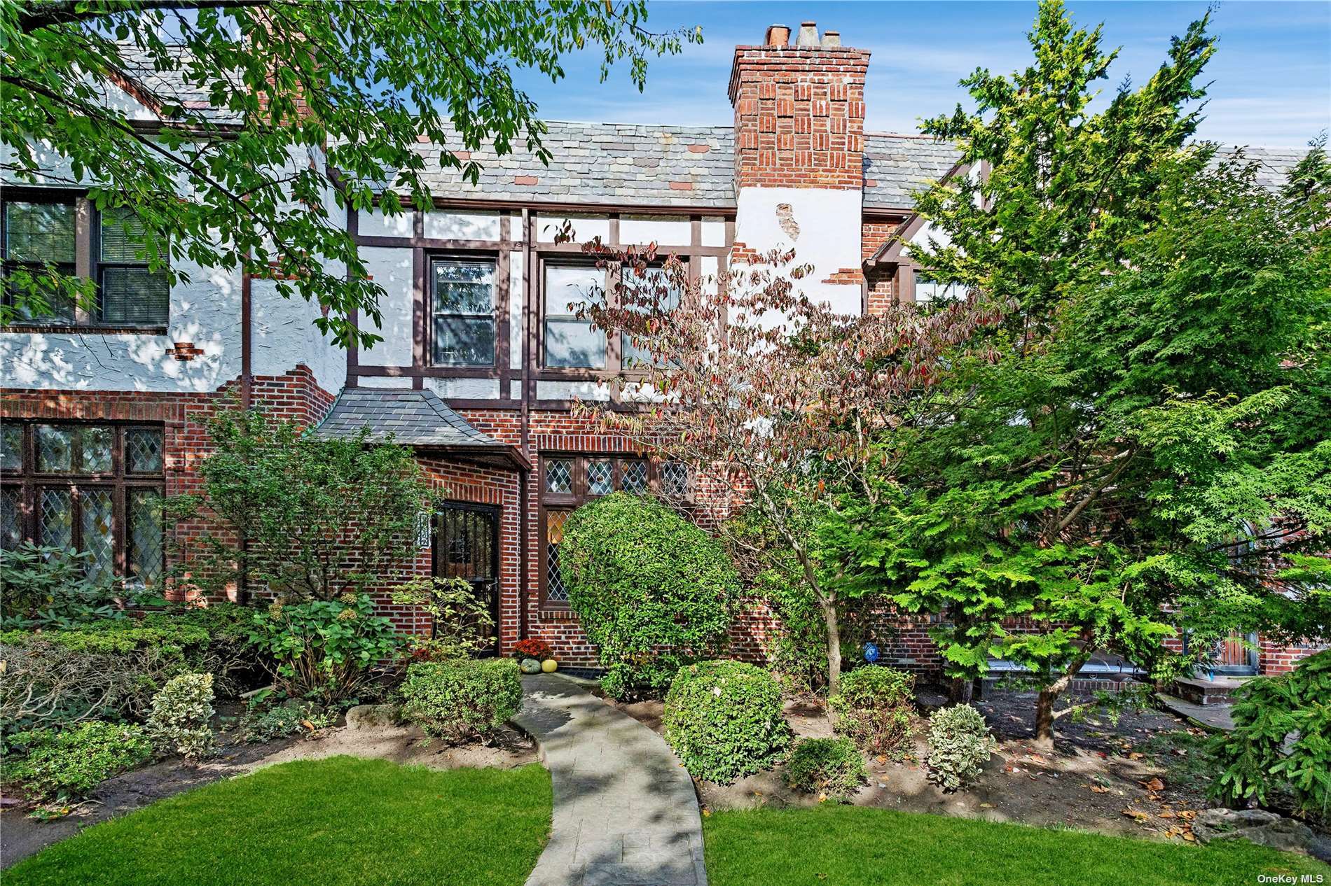 Photo 1 of 68th Avenue, Forest Hills, Queens, NY, $1,348,000, Web #: 3586405