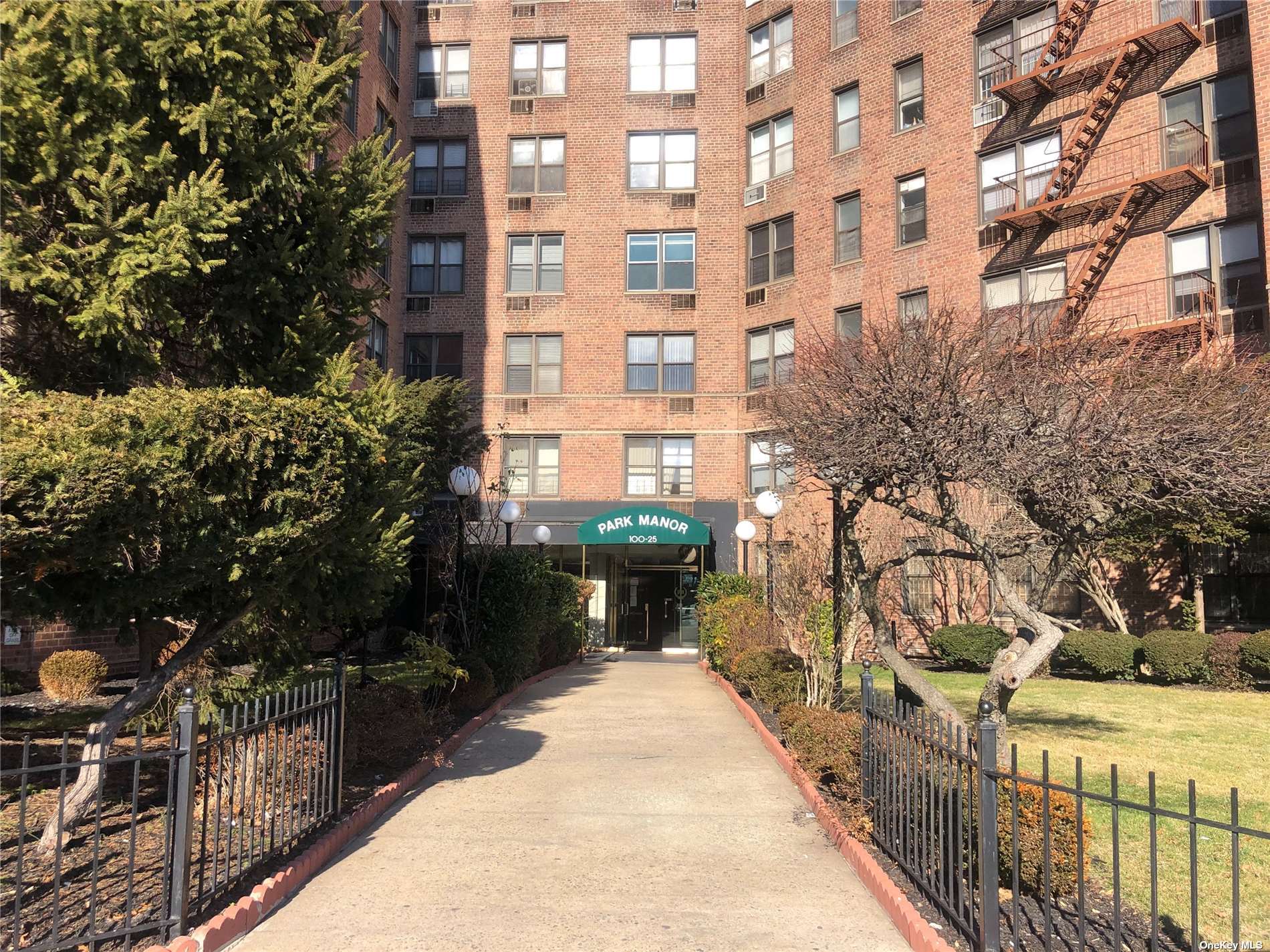 100-25 Queens Boulevard #3K, Forest Hills, New York image 6