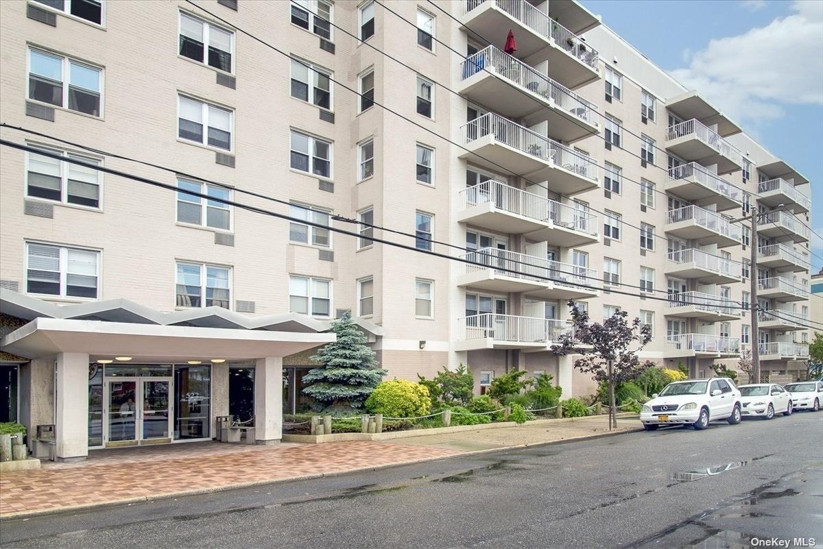 522 Shore Road #2WW, Long Beach, New York image 1