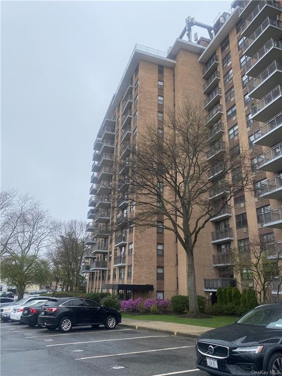 155 Ferris Avenue #8F, White Plains, New York image 2