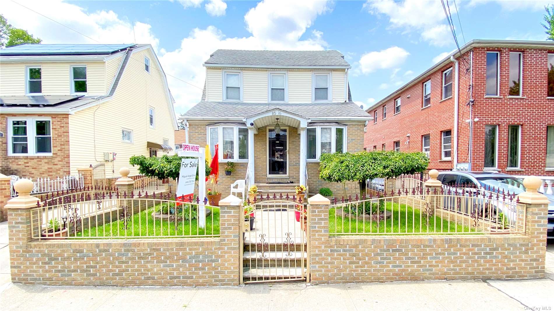 Property for Sale at 8516 Parsons Boulevard, Briarwood, Queens, NY - Bedrooms: 4 
Bathrooms: 3 
Rooms: 10  - $900,000