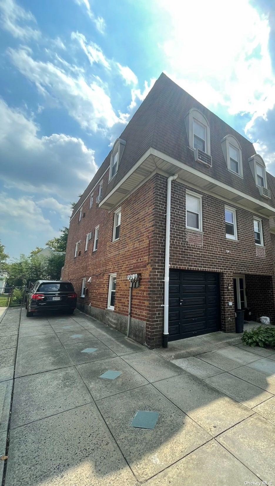 Property for Sale at 22312 56th Avenue, Oakland Gardens, Queens, NY - Bedrooms: 7 
Bathrooms: 6 
Rooms: 13  - $1,880,000