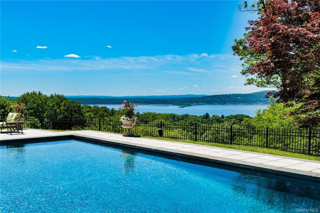 Photo 1 of 11 Carriage Trail, Tarrytown, New York, $6,495,000, Web #: 6311411