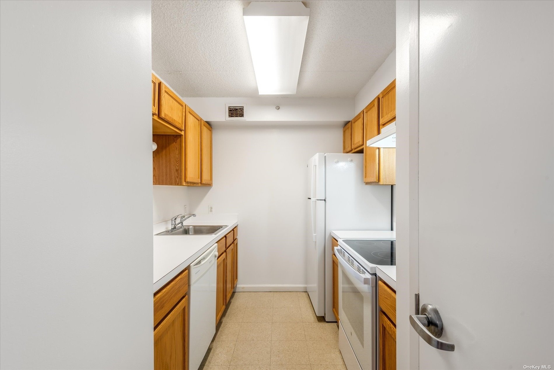 221 Beach 80th Street #4F, Rockaway Beach, New York image 9