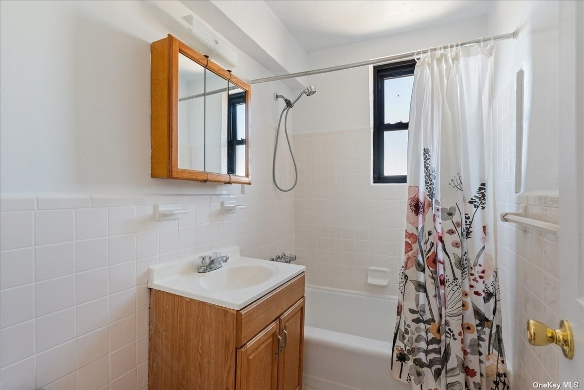 1040 Neilson Street #5P, Far Rockaway, New York image 17