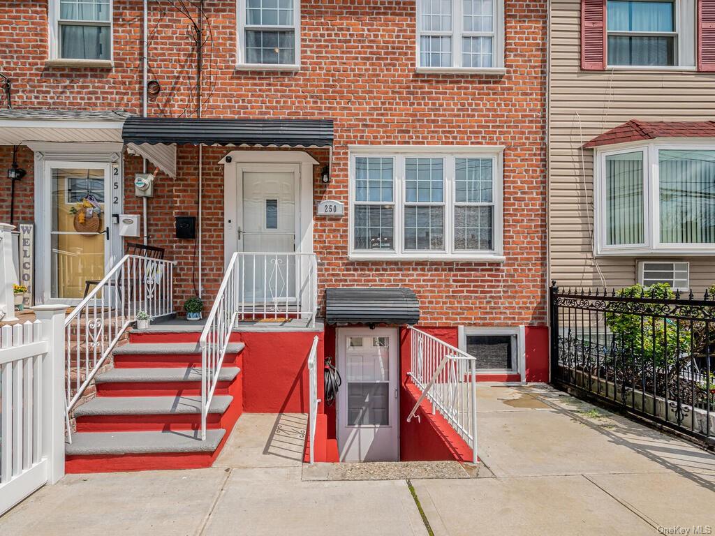 Property for Sale at 250 Swinton Avenue, Bronx, New York - Bedrooms: 4 
Bathrooms: 2 
Rooms: 8  - $605,000