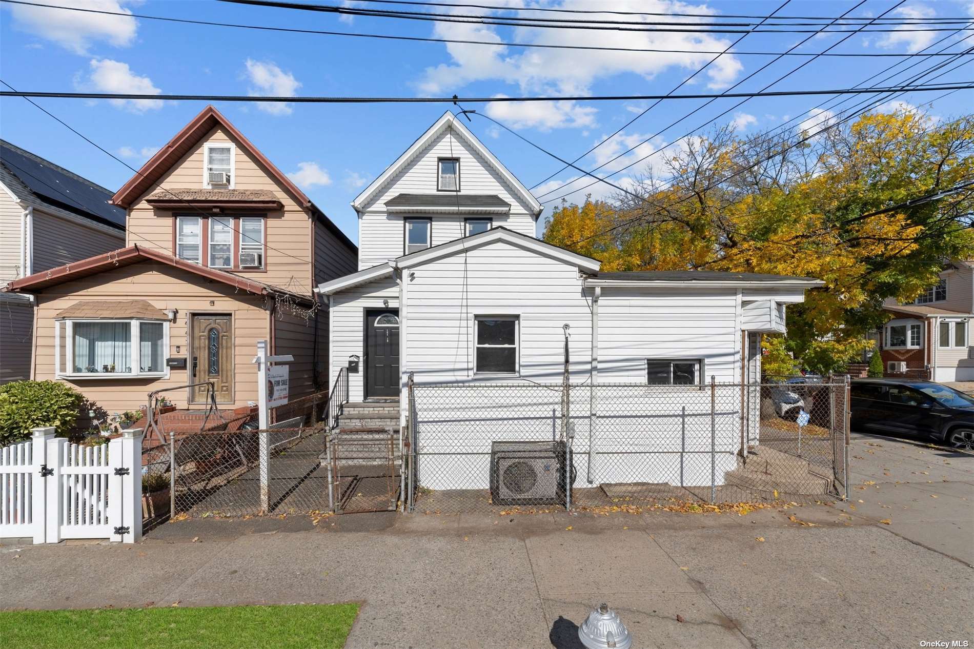 14419 111 Avenue, Jamaica, Queens, NY - 5 Bedrooms  
4 Bathrooms  
14 Rooms - 