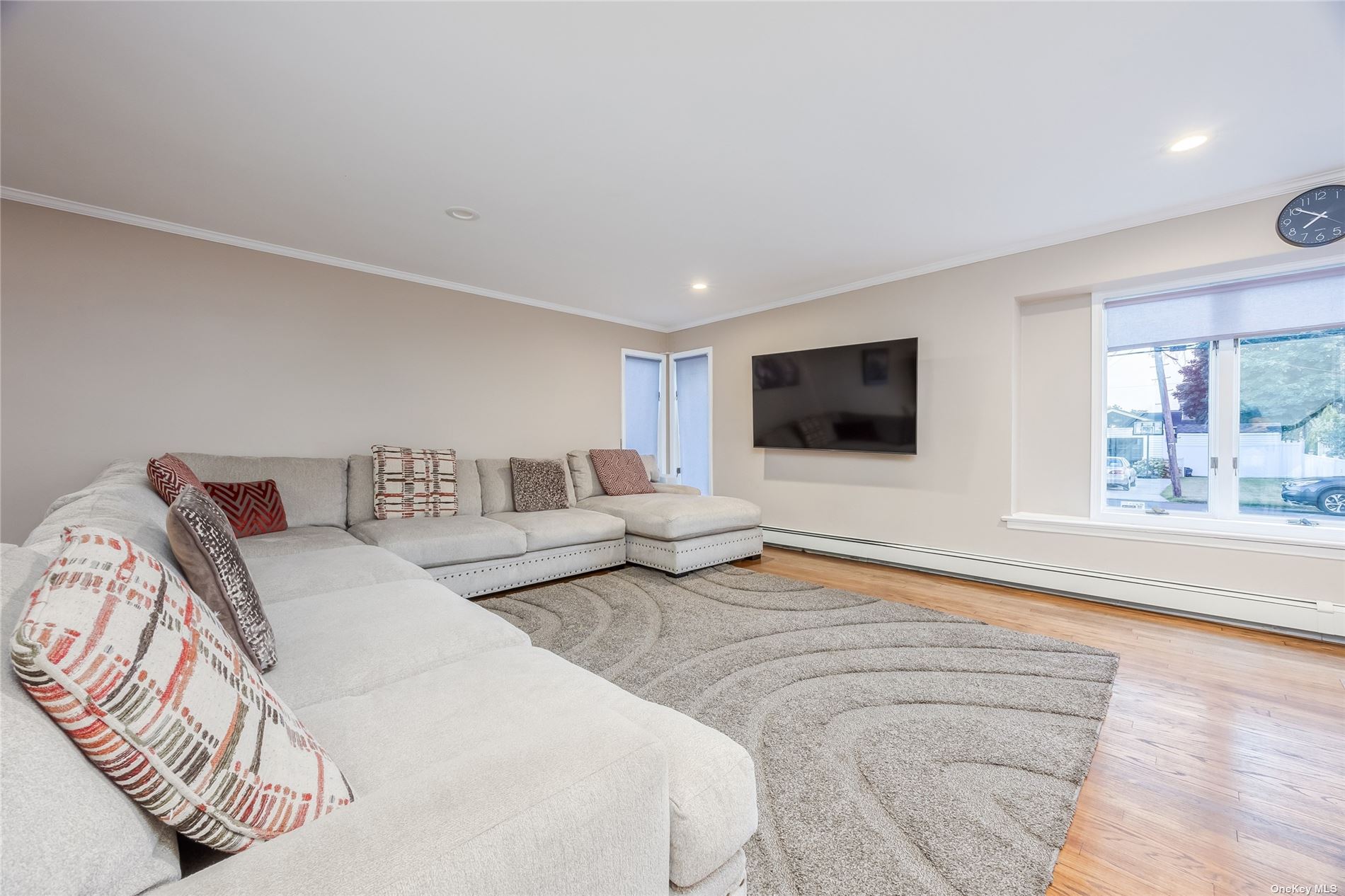 420 38th Street, Lindenhurst, New York image 4