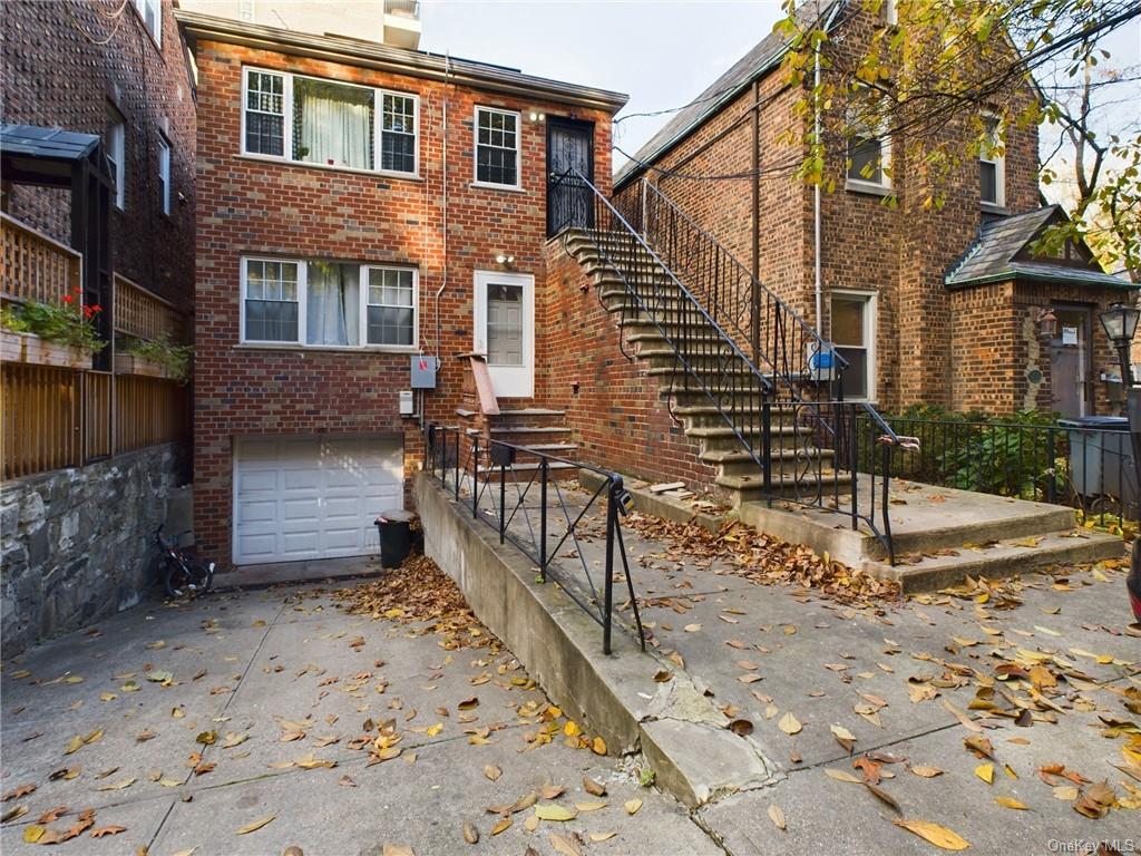 Property for Sale at 263 W 254th Street, Bronx, New York - Bedrooms: 5 
Bathrooms: 3  - $899,999