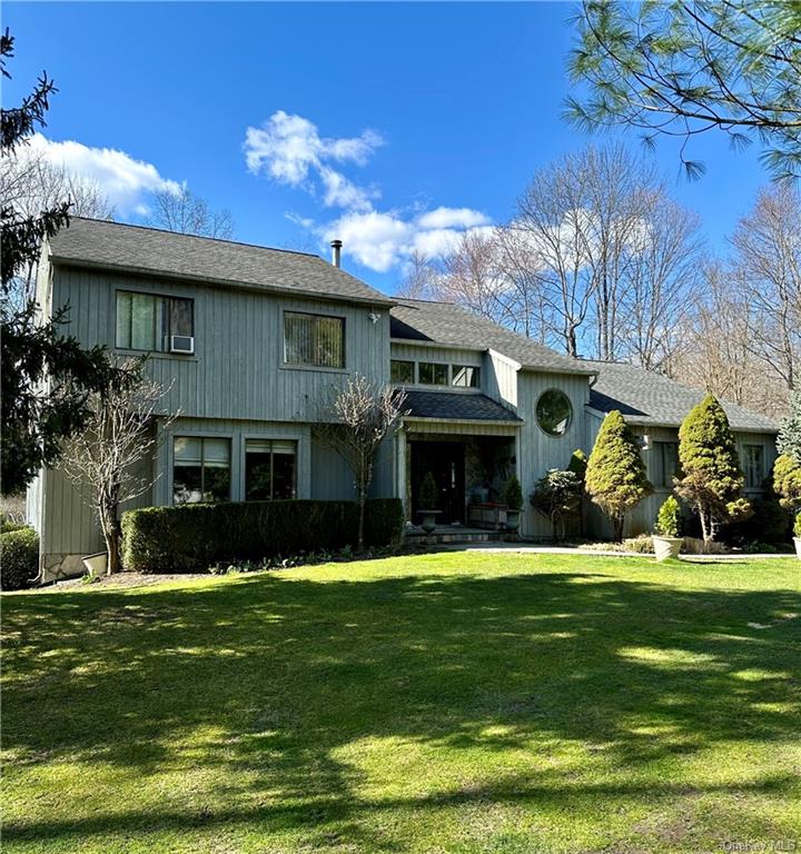 10 Tall Pines Lane, Mount Kisco, New York image 1