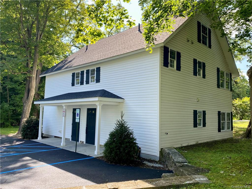 5 Spring Street, Pawling, New York - 1 Bedrooms  
1 Bathrooms  
3 Rooms - 