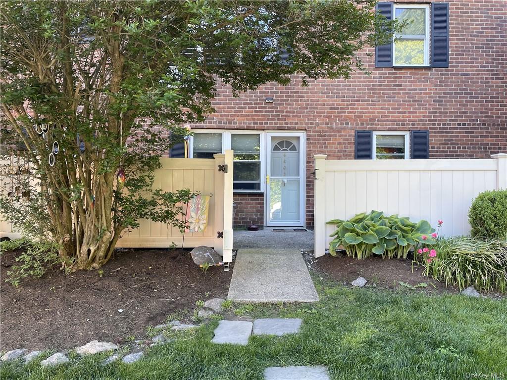 123 S Highland Avenue 5C2, Ossining, New York - 3 Bedrooms  
2 Bathrooms  
8 Rooms - 