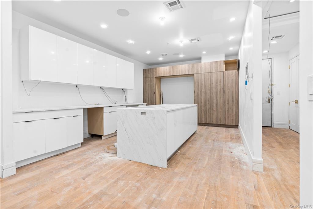 859 Myrtle Avenue #2A, Brooklyn, New York image 3