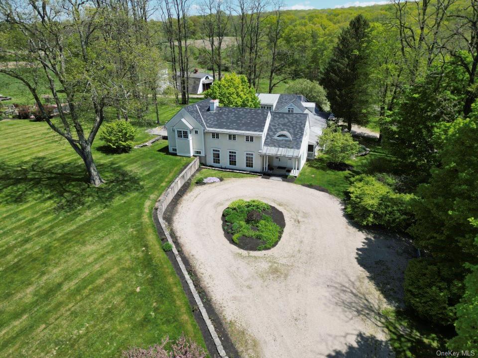 644 Tower Hill Road, Millbrook, New York - 6 Bedrooms  
5.5 Bathrooms  
14 Rooms - 