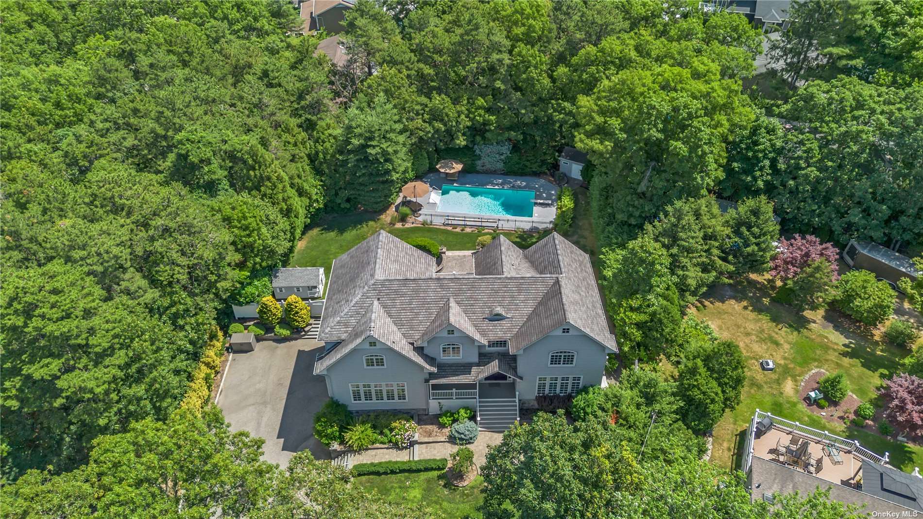 Property for Sale at 7 Pine Ridge Drive, Smithtown, Hamptons, NY - Bedrooms: 4 
Bathrooms: 4  - $1,599,000