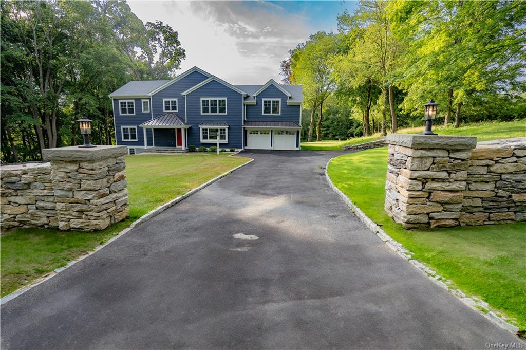 6 Tripp Lane, Armonk, New York - 5 Bedrooms  
6 Bathrooms  
15 Rooms - 