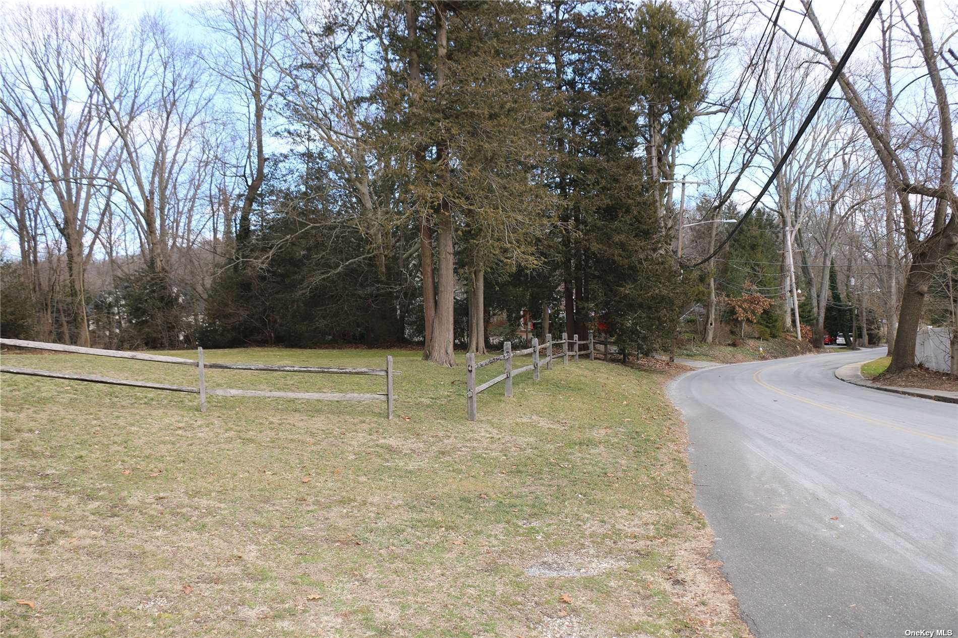Property for Sale at 27 Tanyard Lane, Huntington, Hamptons, NY -  - $995,000