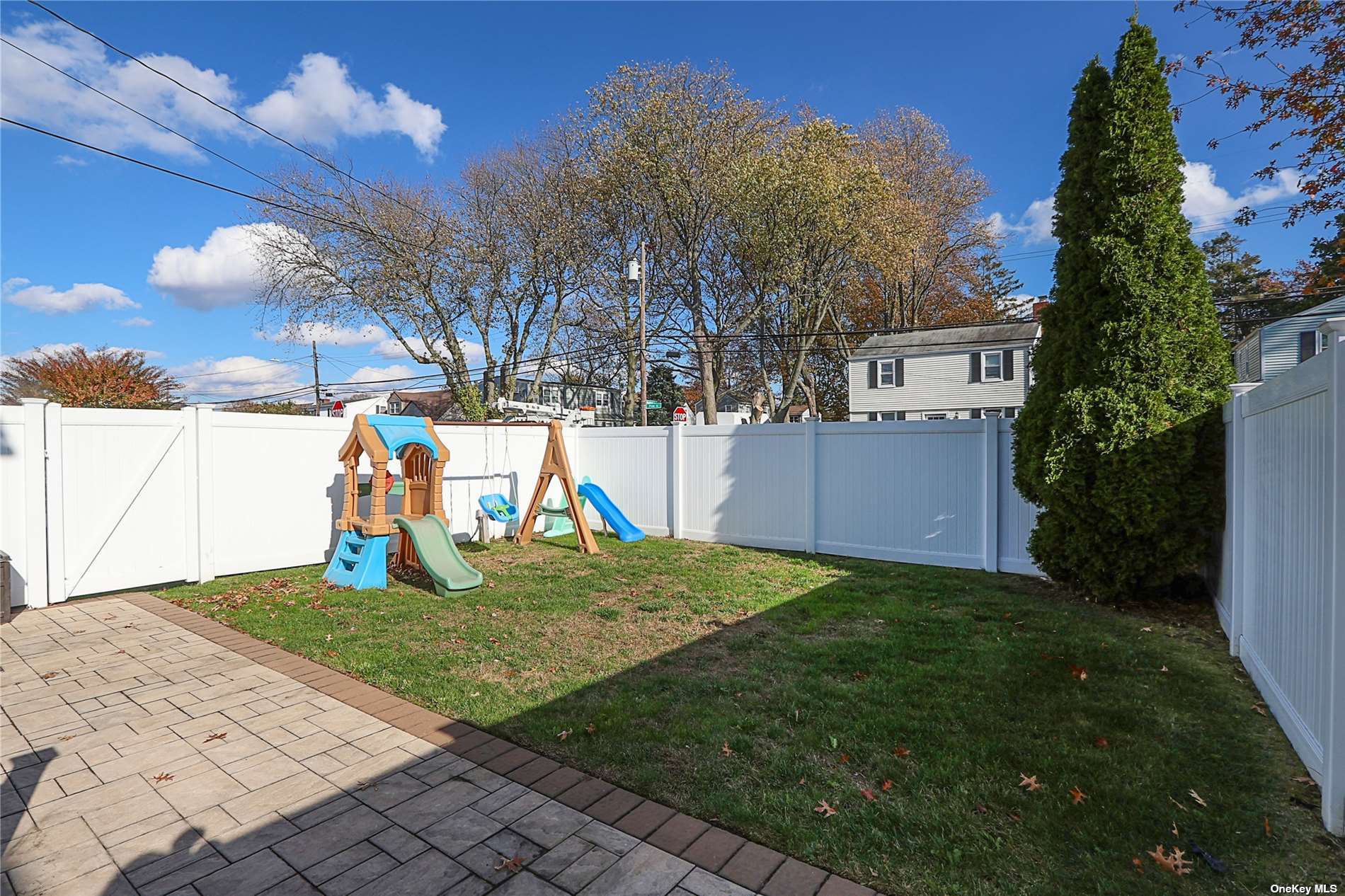 3368 Walters Avenue, Wantagh, New York image 26