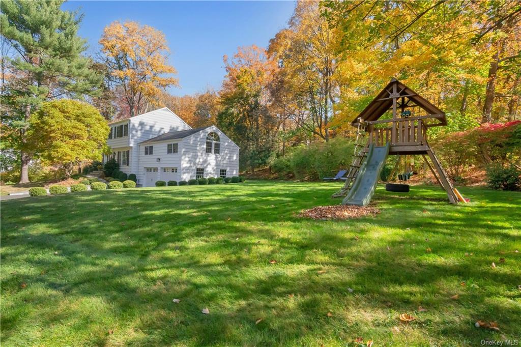 64 Cowdin Circle, Chappaqua, New York image 35