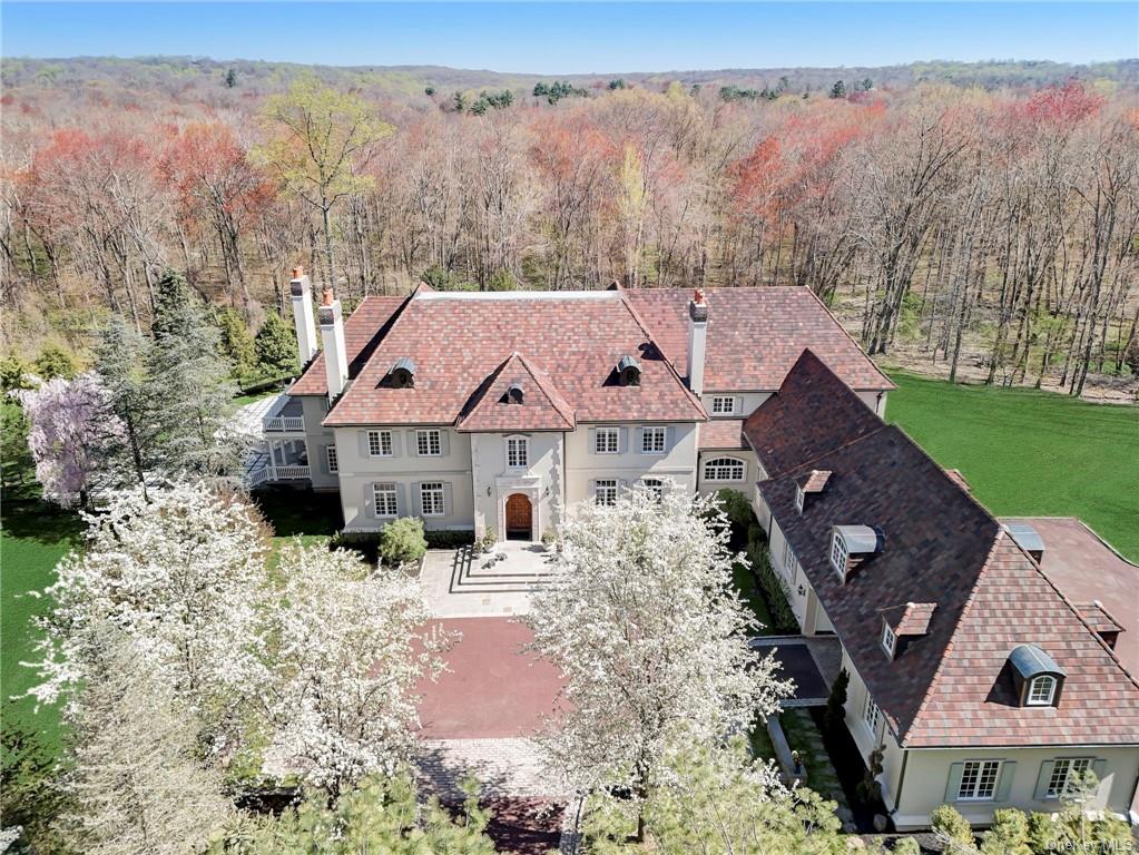 4 Cowdray Park Drive, Armonk, New York image 2