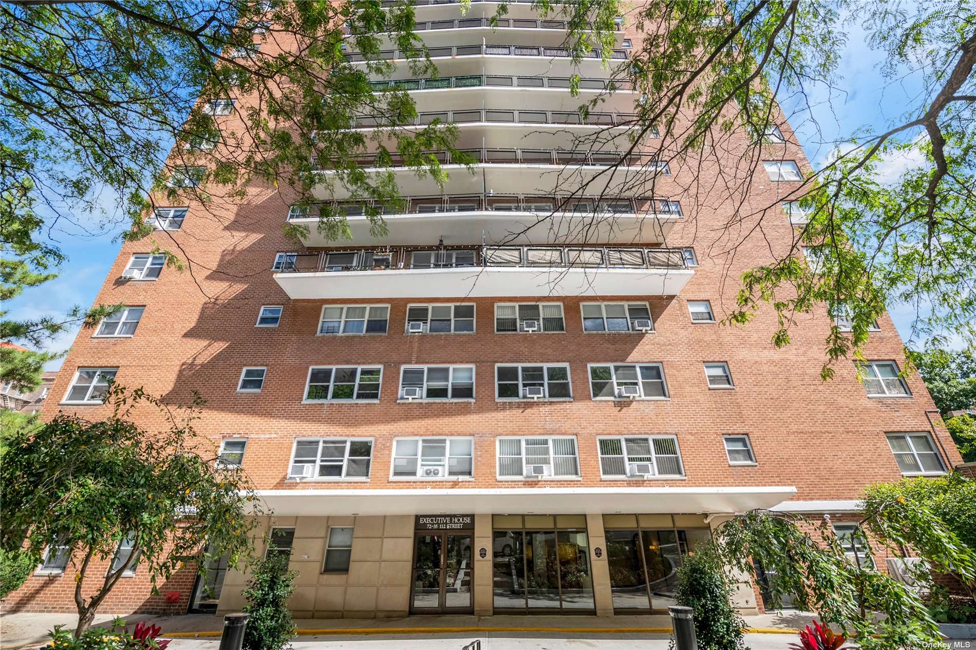 Property for Sale at 7535 112 Street 12 C/B, Forest Hills, Queens, NY - Bedrooms: 2 
Bathrooms: 2 
Rooms: 8  - $840,000