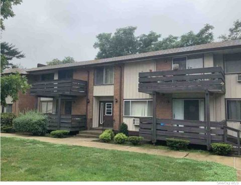 Photo of 47 Sierra Vista Lane #47, Valley Cottage, NY 10989 (MLS # L3586415) Photo of 47 Sierra Vista Lane #47, Valley Cottage, NY 10989 (MLS # L3586415)