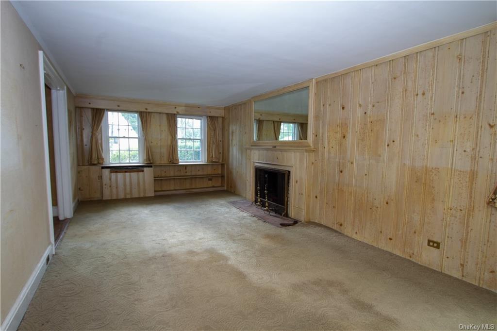 Photo 5 of 19 of 2 Aviemore Drive house
