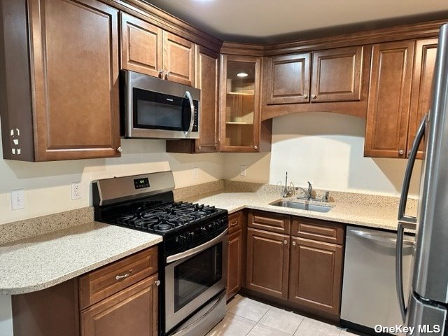 Photo 6 of 23 of 93 Somerton Avenue 93 condo