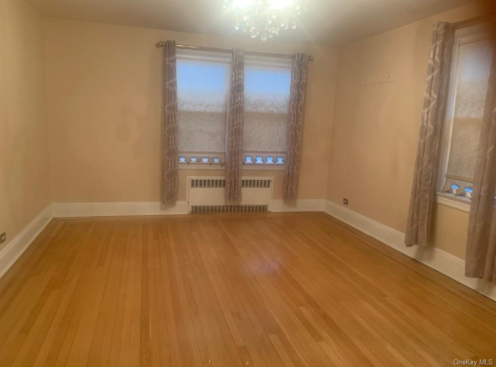 Rental Property at 59 Bainton Street 1, Yonkers, New York - Bedrooms: 3 
Bathrooms: 1 
Rooms: 5  - $3,100 MO.