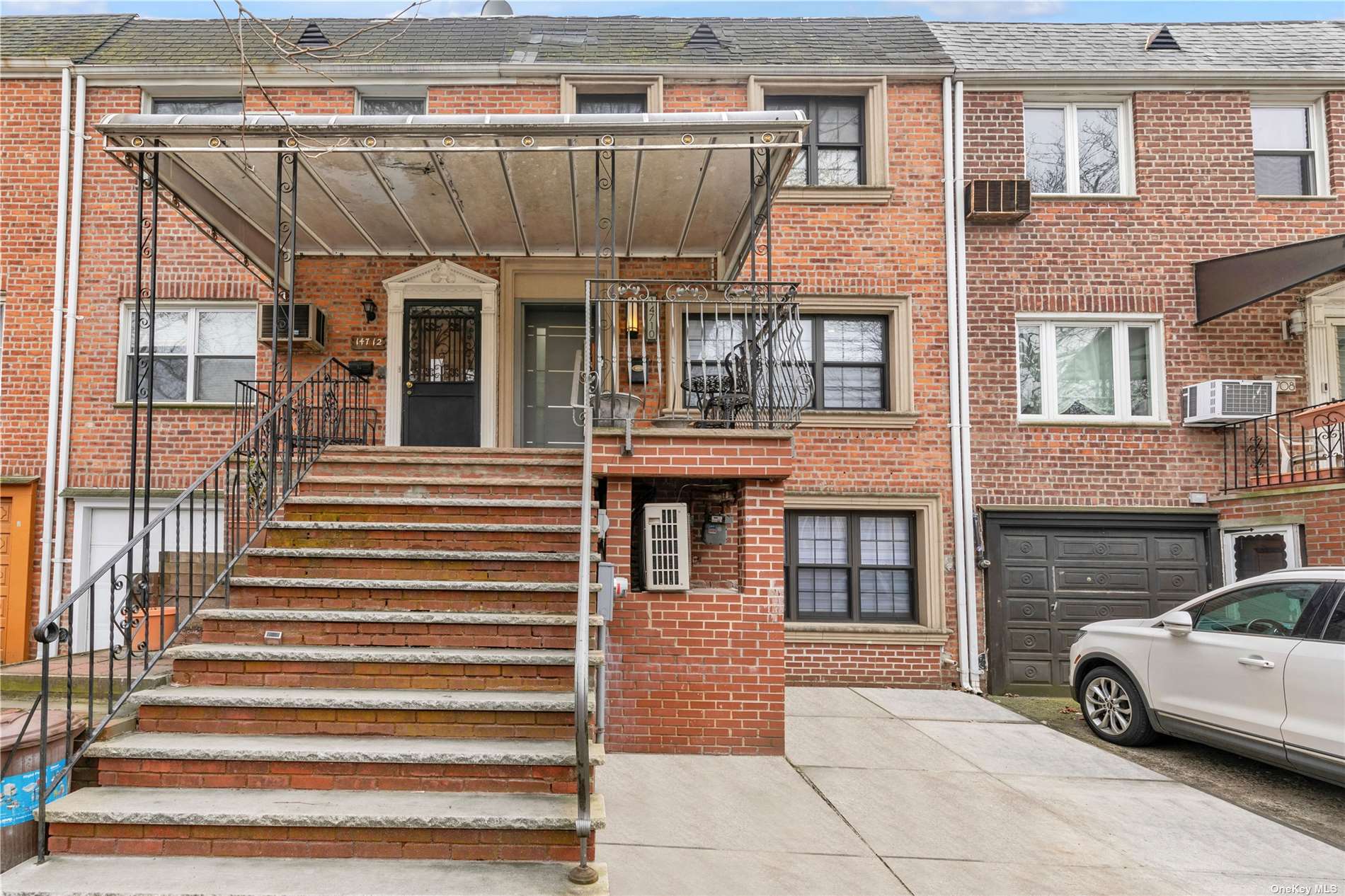 Property for Sale at 77th Road, Kew Garden Hills, Queens, NY - Bedrooms: 4 
Bathrooms: 5  - $1,299,000