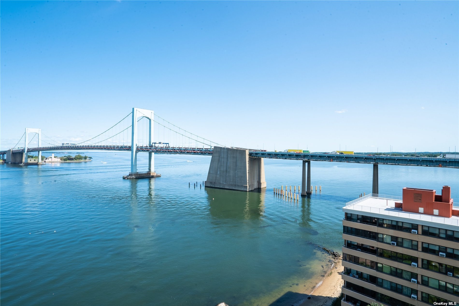 166-25 Powells Cove Boulevard #21G, Beechhurst, New York image 23