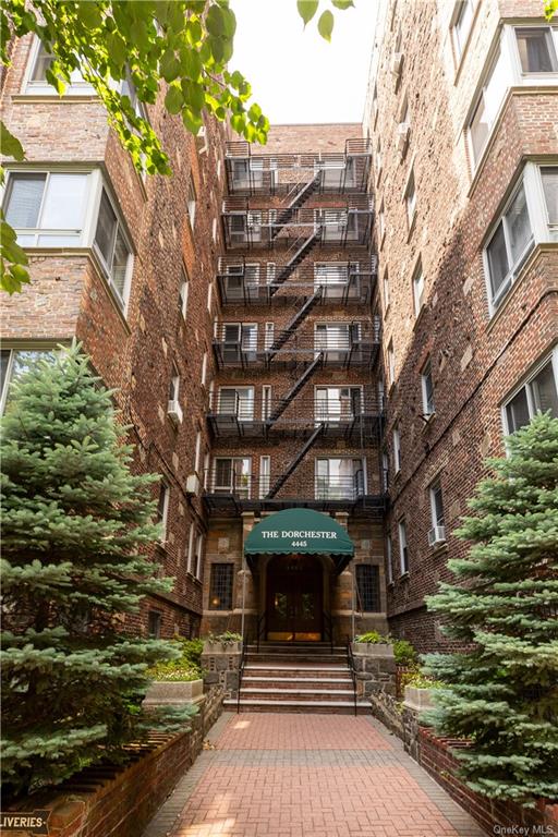 4445 Post Road #4D, Bronx, New York image 22