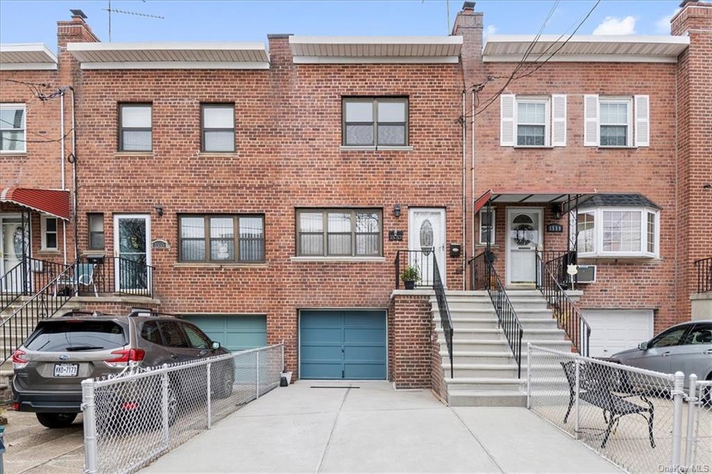 Property for Sale at 1557 Bogart Avenue, Bronx, New York - Bedrooms: 2 
Bathrooms: 2 
Rooms: 5  - $579,000
